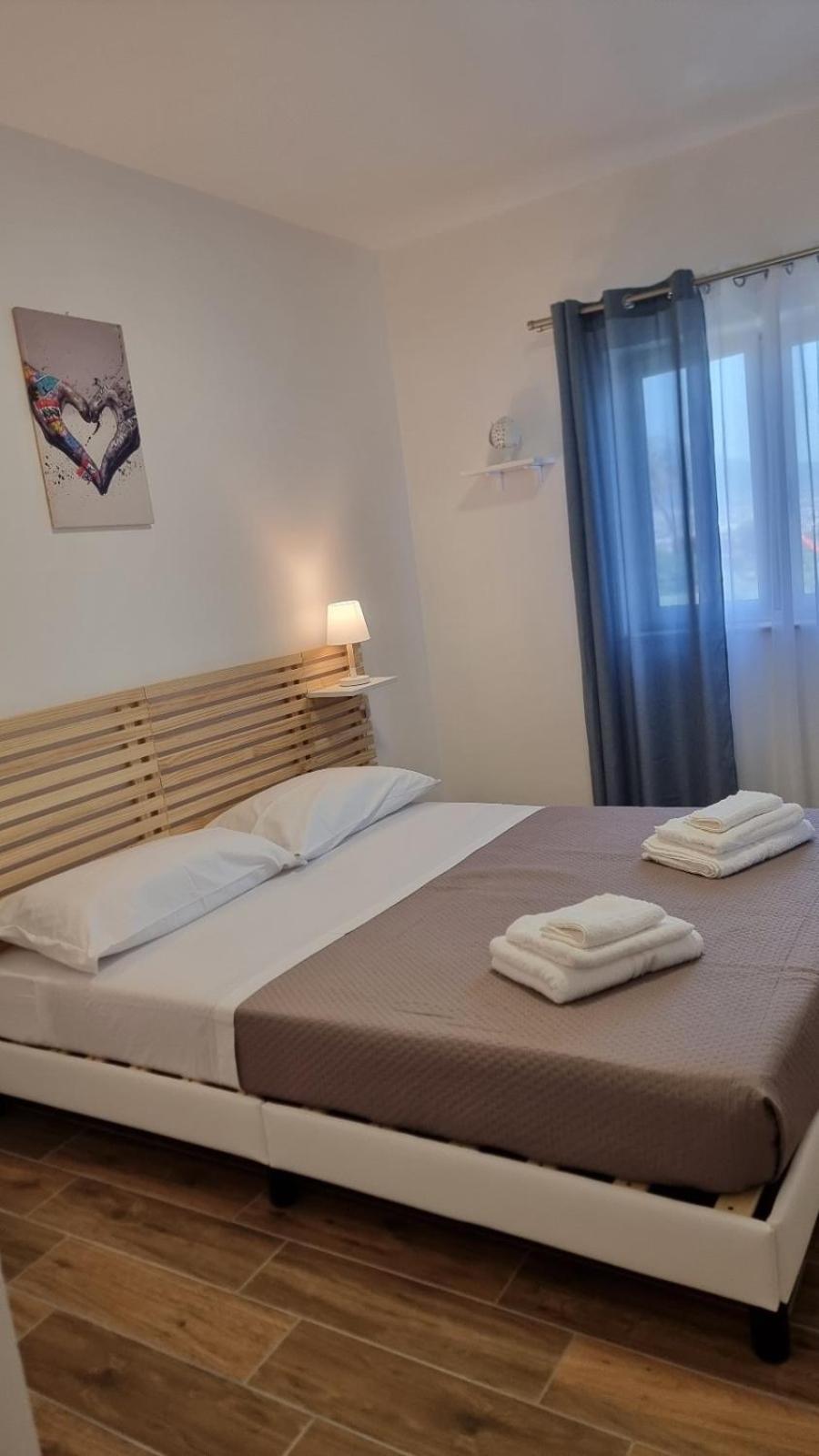 Fly Napoli Bed & Breakfast Ngoại thất bức ảnh